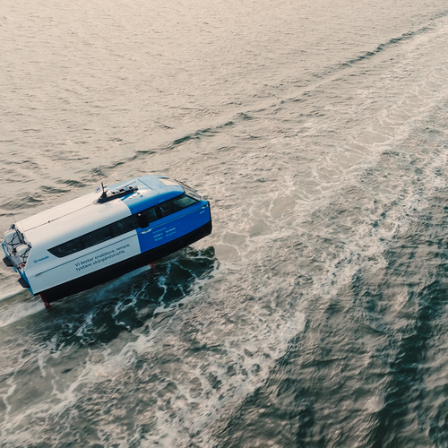 «Fly» på fjorden – i Svelvik